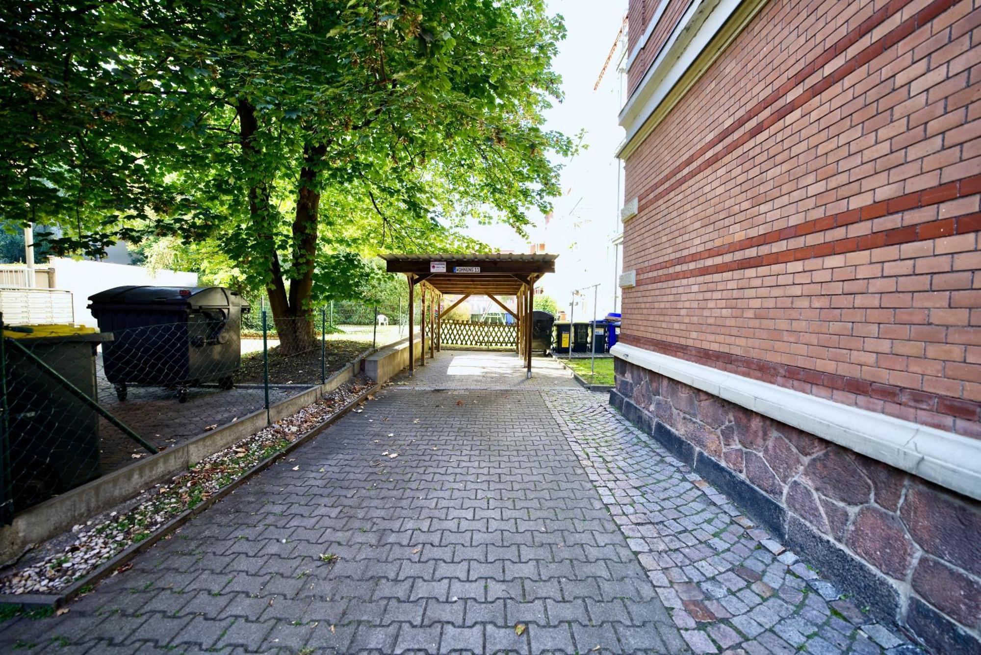 Edler Wohnraum Noble Stadtoase Mit Boxspringbett, Kaffeevollautomat & Parkplatz Zwickau Dış mekan fotoğraf